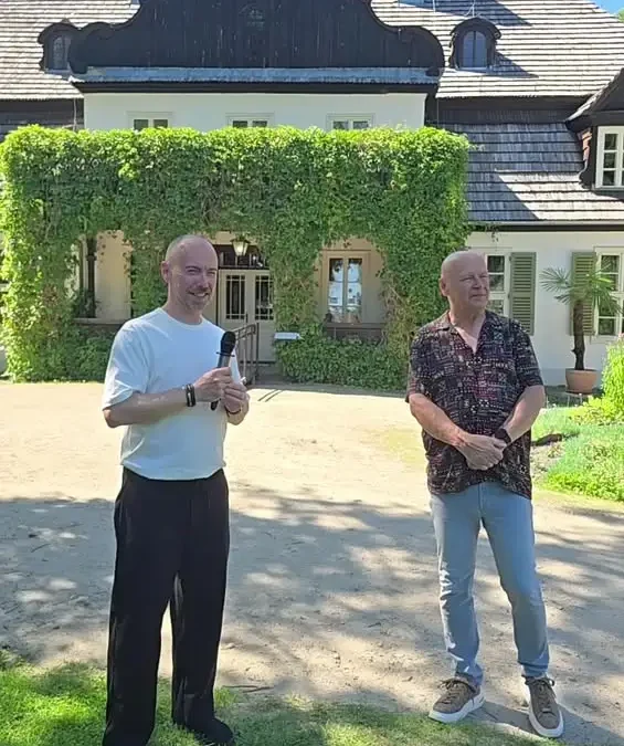 Wystawa prac uczniów Adama Wójkiewicza w Muzeum Ziemi Średzkiej