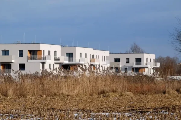 Odszkodowanie za działkę w Sulęcinku – decyzja Starosty Średzkiego