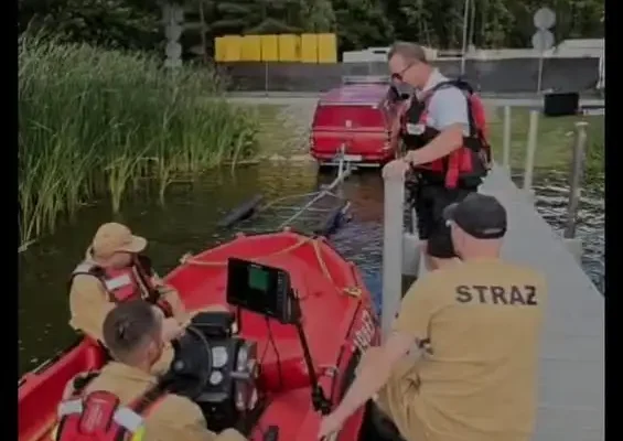 Wspólny patrol wodny na Jeziorze Raczyńskim w Zaniemyślu – bezpieczeństwo nad wodą priorytetem służb