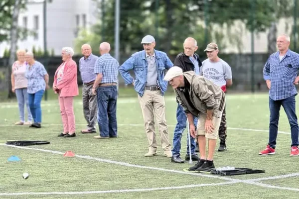 III Powiatowy Turniej w Bule dla seniorów – emocje i integracja w Środzie Wielkopolskiej