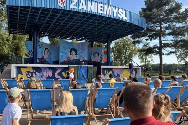 Teatr Forma z „Pinokiem” w Zaniemyślu – rodzinne popołudnie w amfiteatrze