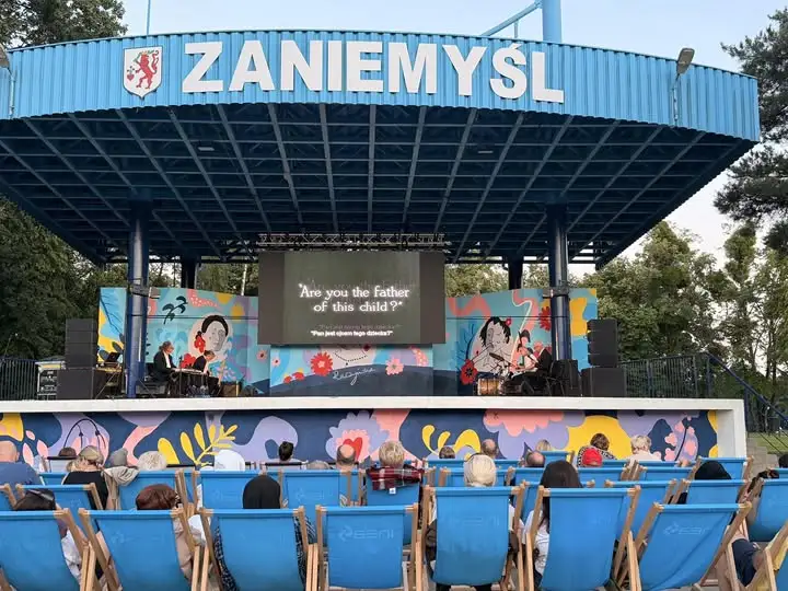 Kino plenerowe z muzyką na żywo: „Brzdąc” i zespół Czerwie zachwycili publiczność