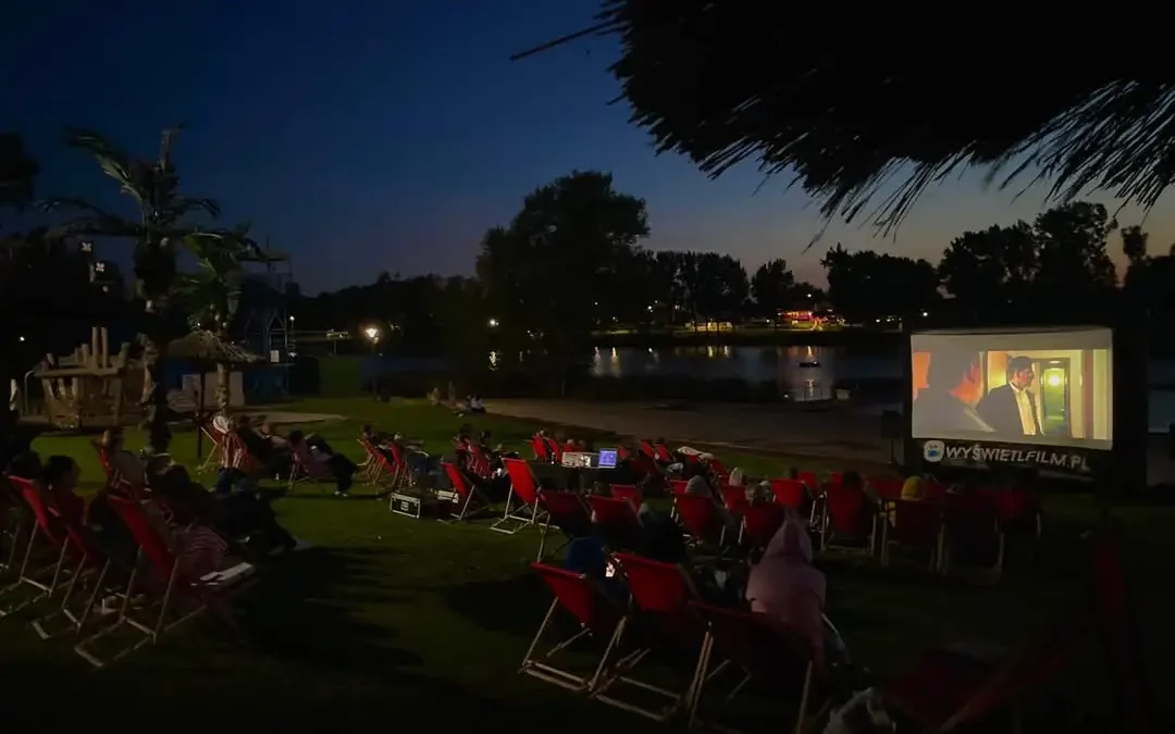 Kino plenerowe w Środzie Wlkp.: „Ostatni wiking” na letnim seansie