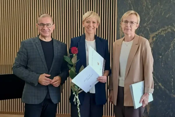 Nauczyciele ze Środy Wielkopolskiej otrzymali akty nadania stopnia nauczyciela mianowanego
