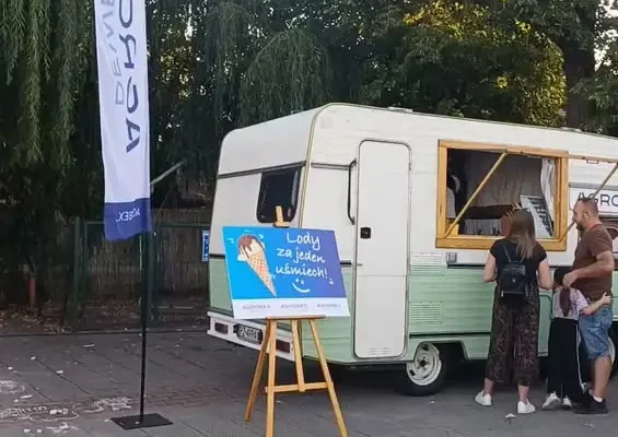Tłumy na zakończeniu wakacji w Środzie Wlkp. – wieczorem potańcówka