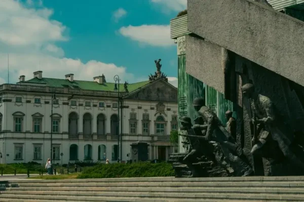 Uruchomienie syren w rocznicę wybuchu Powstania Warszawskiego
