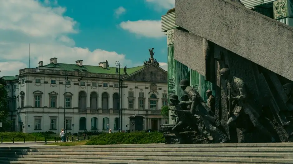 Uruchomienie syren w rocznicę wybuchu Powstania Warszawskiego