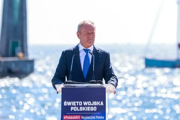 Premier Tusk: Bezpieczeństwo Polski oparte na czterech filarach – granice, sojusze, armia i gospodarka