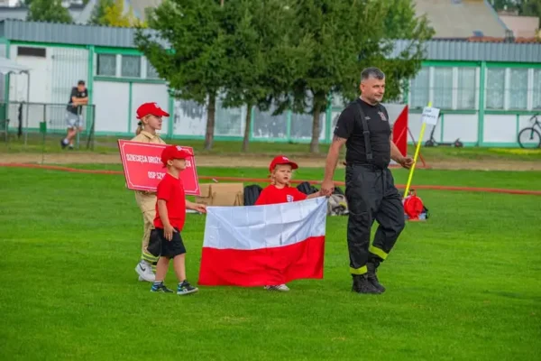 Gminne Zawody Sportowo-Pożarnicze w Klęce: rywalizacja i integracja strażaków