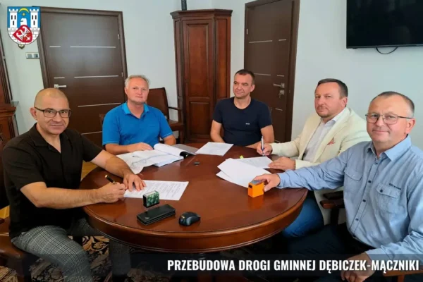 Rusza przebudowa drogi gminnej Dębiczek-Mączniki. Umowa podpisana