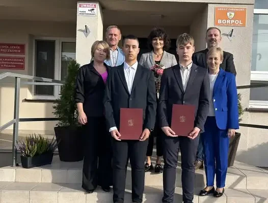 Gmina Krzykosy nagrodziła najlepszych ósmoklasistów za wyniki egzaminu
