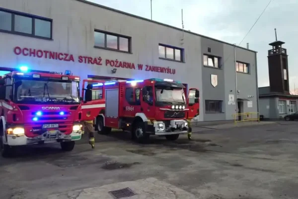 Tragedia w Nisku: dwaj strażacy zginęli podczas akcji. Cała Polska oddała im hołd