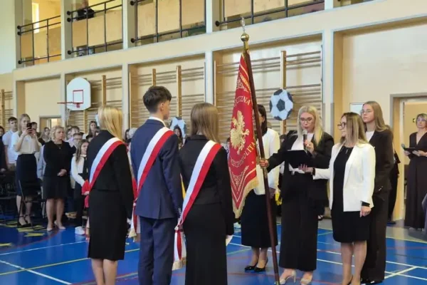 Szkoła Podstawowa w Klęce ma nowego patrona – Polskich Olimpijczyków